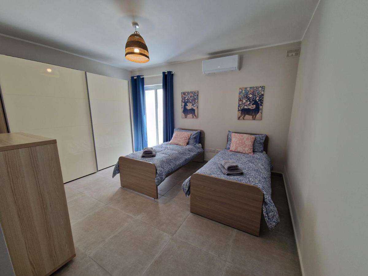 סיינט פול ביי Comfort And Convenience Flat 4 Dad'S Court מראה חיצוני תמונה