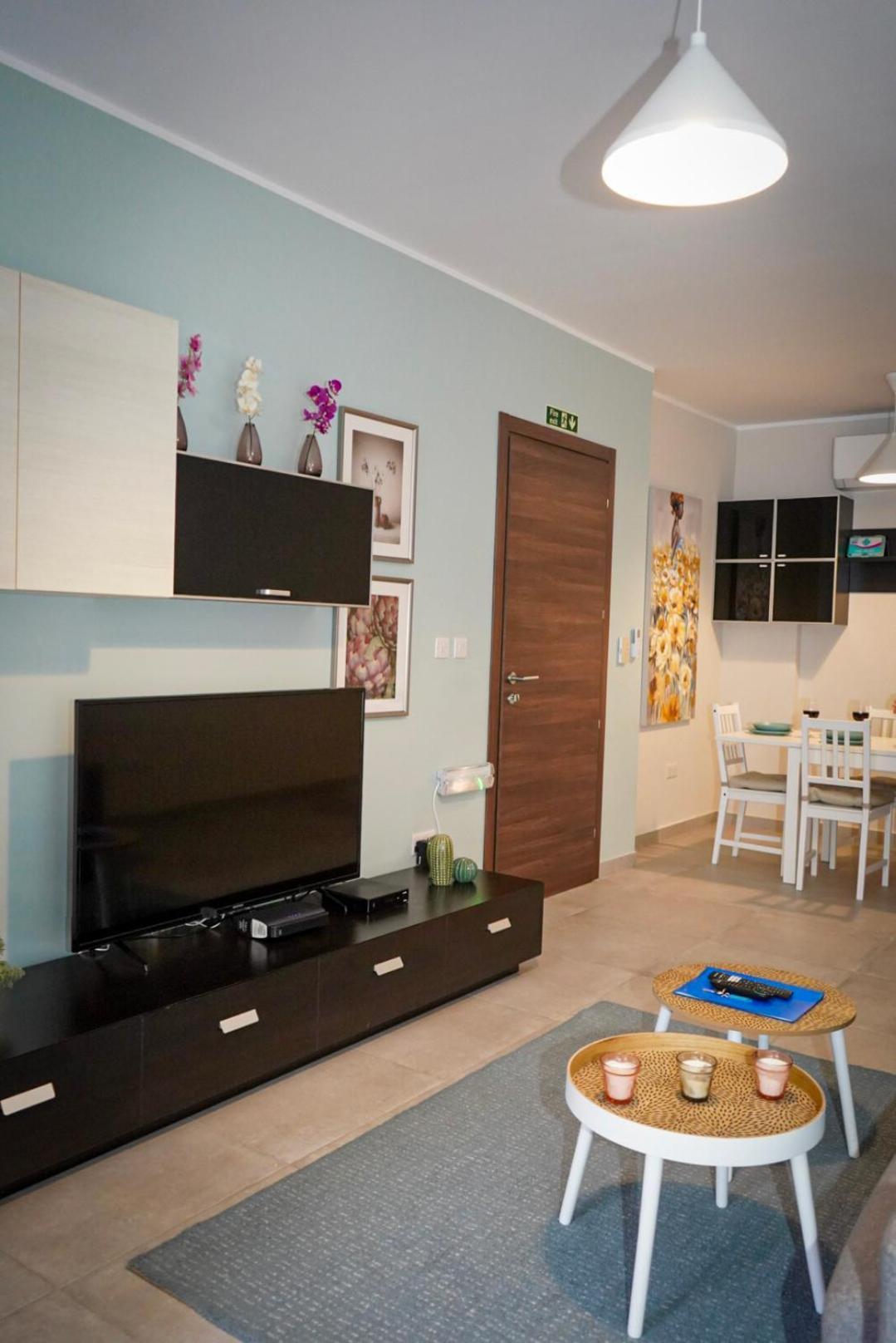 סיינט פול ביי Comfort And Convenience Flat 4 Dad'S Court מראה חיצוני תמונה