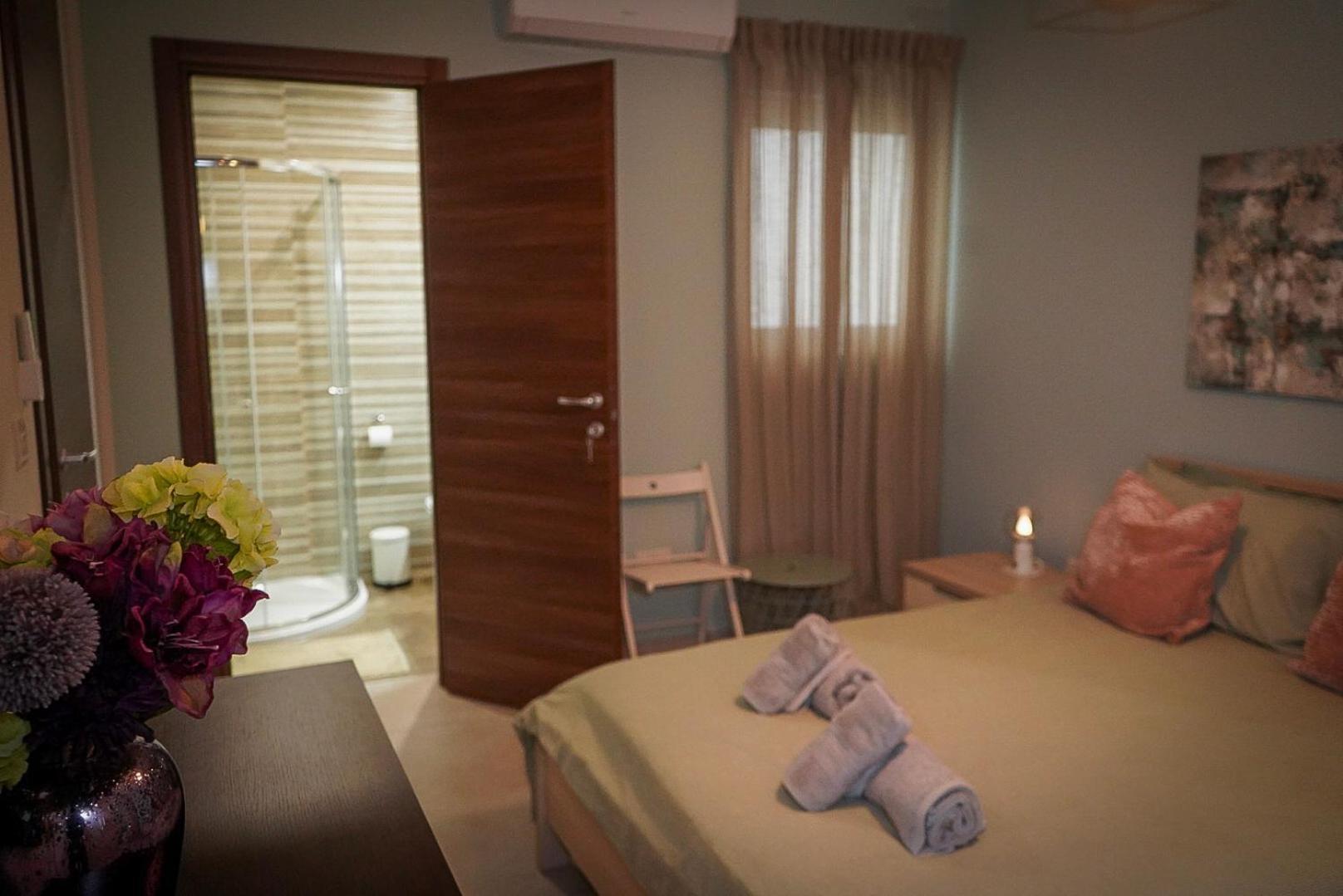 סיינט פול ביי Comfort And Convenience Flat 4 Dad'S Court מראה חיצוני תמונה