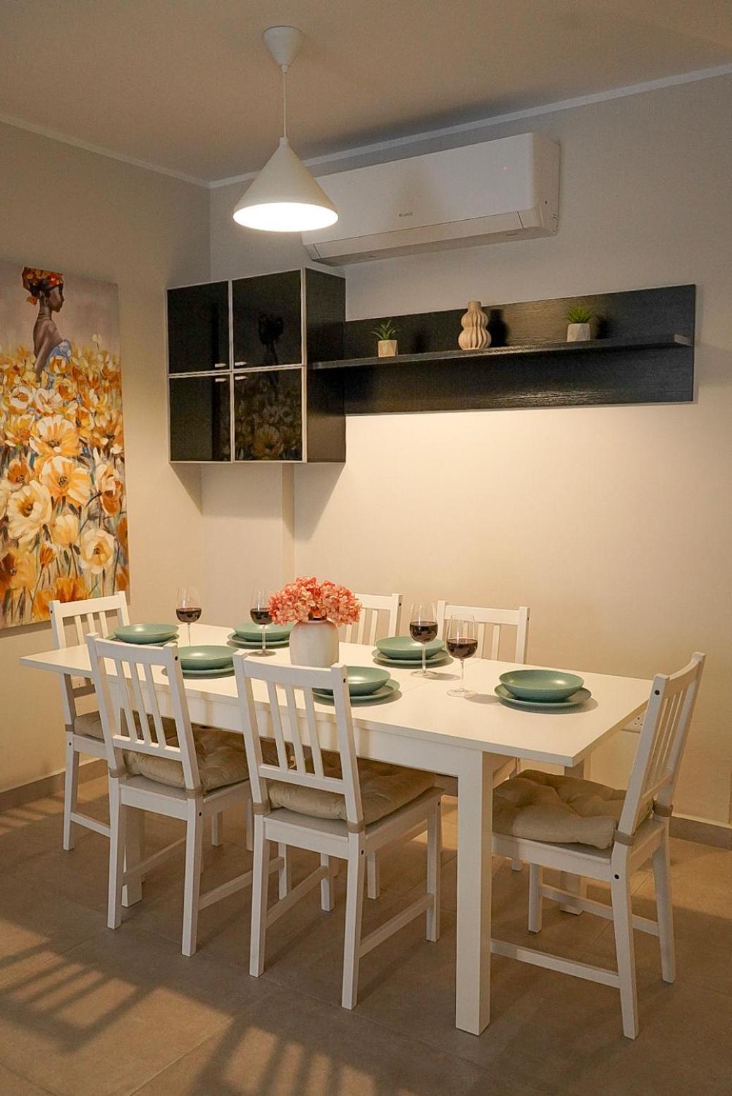 סיינט פול ביי Comfort And Convenience Flat 4 Dad'S Court מראה חיצוני תמונה