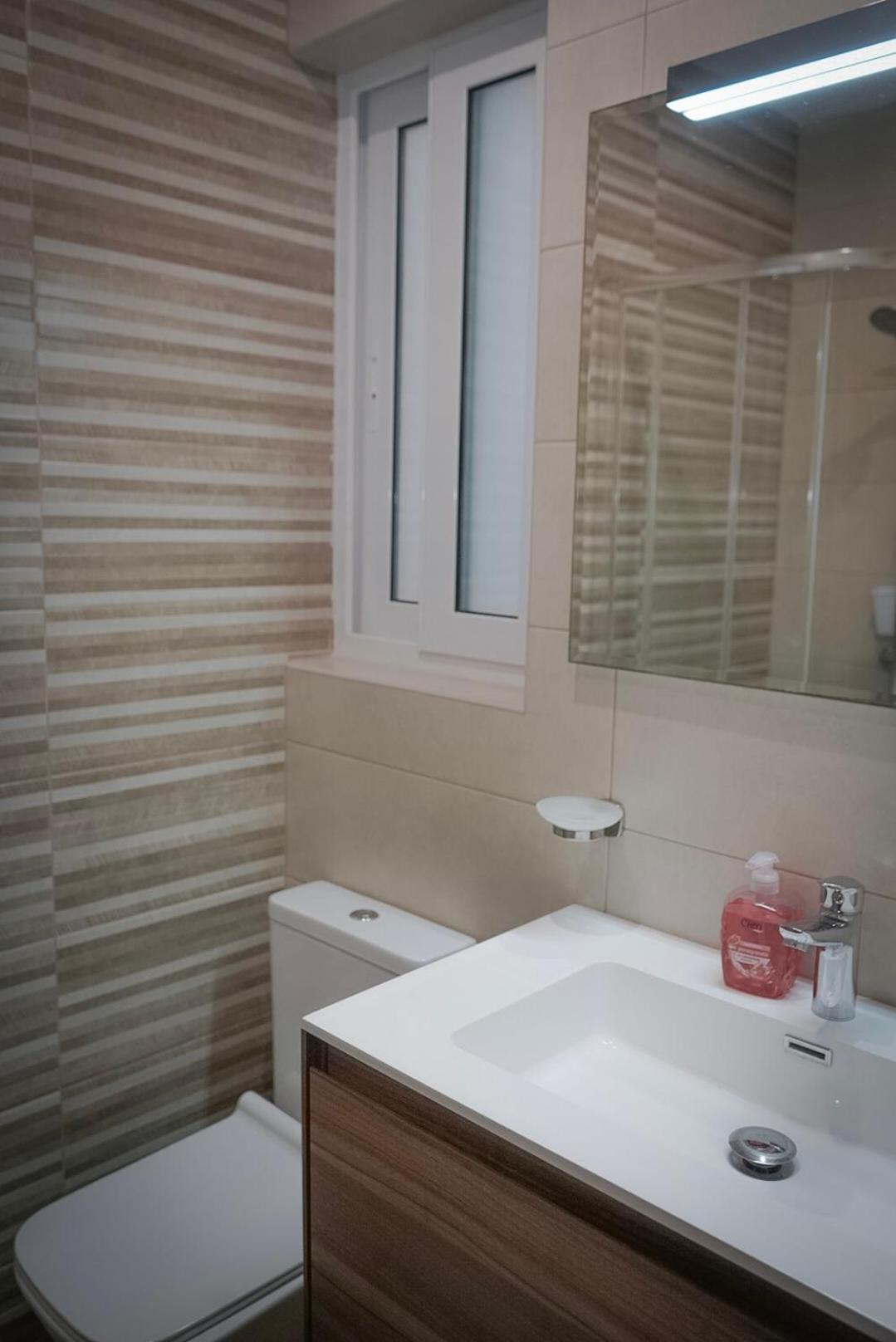 סיינט פול ביי Comfort And Convenience Flat 4 Dad'S Court מראה חיצוני תמונה